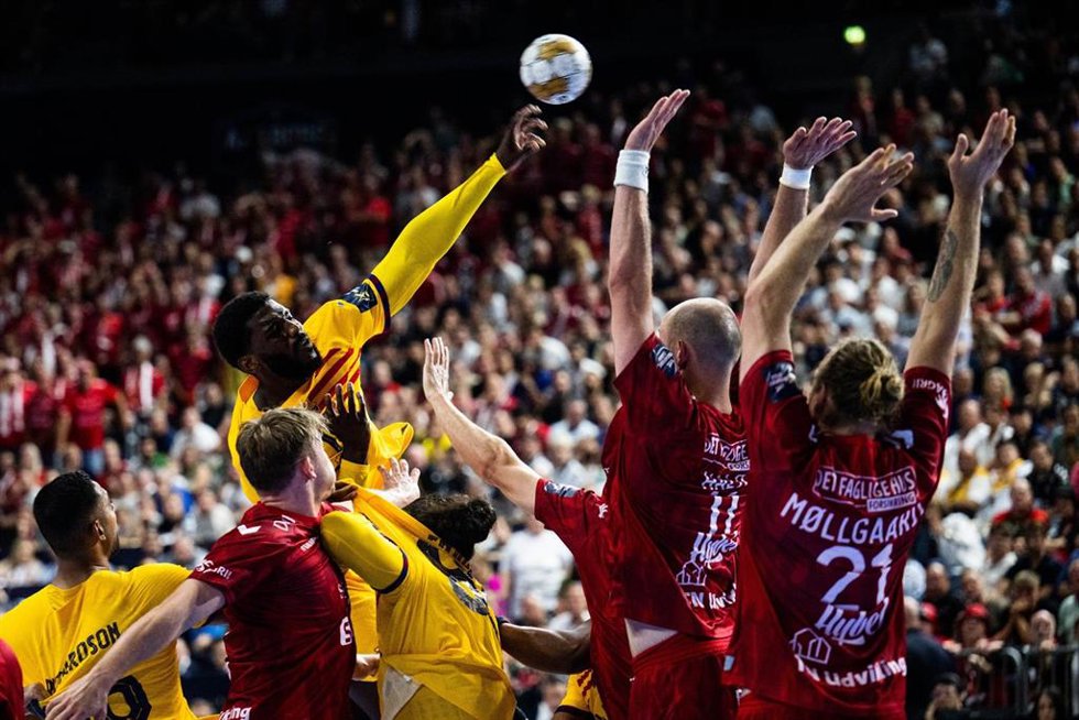 El Bara vuelve a reinar en la Champions de balonmano