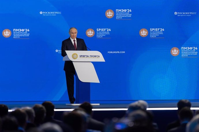 El presidente de Rusia, Vladimir Putin, durante un foro económico en San Petersburgo (archivo)