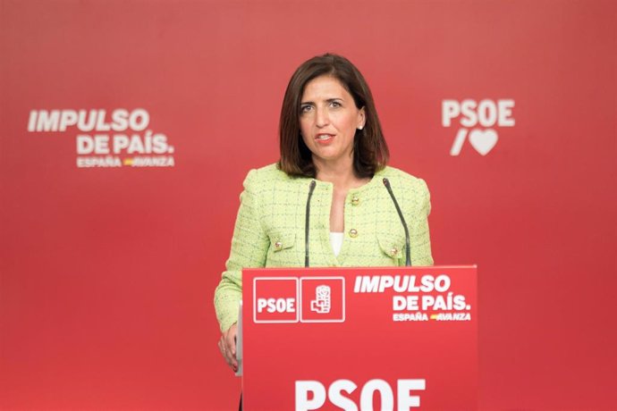 La portavoz del PSOE, Esther Peña, durante una rueda de prensa posterior a la Ejecutiva Federal del partido, en la sede del PSOE, a 13 de mayo de 2024, en Madrid (España).  
