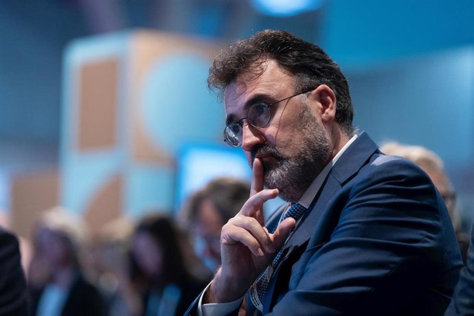 Archivo - El presidente del Puerto de Barcelona Lluís Salvadó