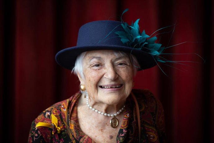 Archivo - La dibujante Pilarín Bayés en una imagen de archivo