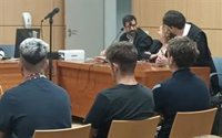 Los tres jóvenes que insultaron a Vinícius en Mestalla aceptan 8 meses de cárcel por lanzar las expresiones racistas
