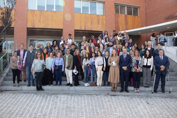 Jóvenes con discapacidad se gradúan por la UPO en un curso de formación para el empleo de Fundación ONCE.