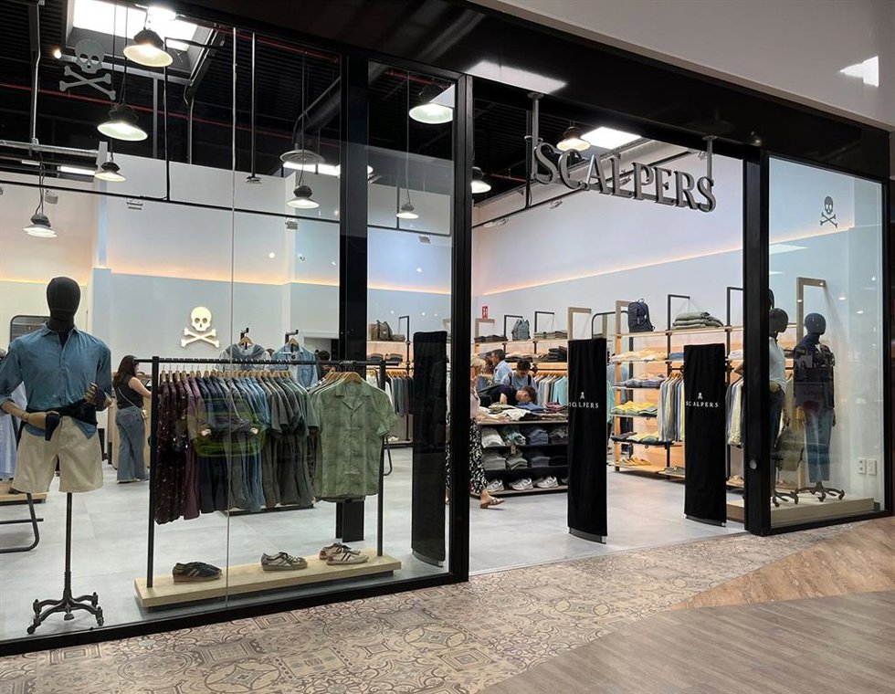 Inauguración Scalpers Outlet en The Outlet Stores Alicante