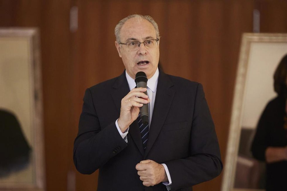 Archivo - El expresidente del Parlamento, Juan Pablo Durán, durante el acto de descubrimiento de los retratos de los expresidentes de la Cámara andaluza el 25 de febrero de 2022 en Sevilla.