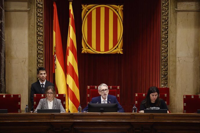 La Mesa d'Edat del Parlament presidida per Agustí Colomines (Junts)