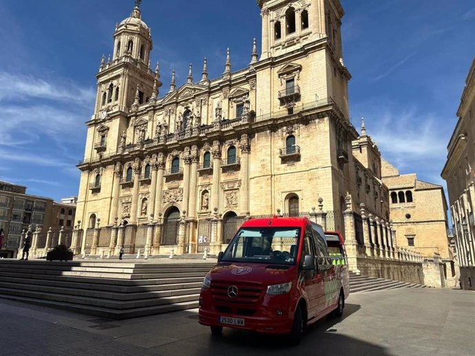 Las visitas partirán en autobús turístico desde la Plaza de Santa María