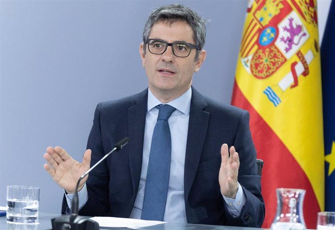 El ministro de la Presidencia, Justicia y Relaciones con las Cortes, Félix Bolaños, durante una rueda de prensa posterior al Consejo de Ministros, en el Palacio de La Moncloa, a 4 de junio de 2024, en Madrid (España). El Gobierno, a propuesta del Minister