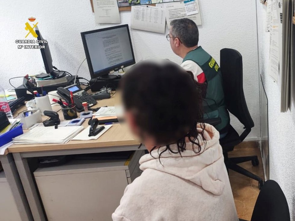Dos detenidos en Beniel por una estafa en la compra de 18.720 kilos de naranjas en una finca de Orihuela