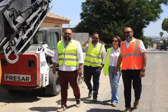 Javier Bello en las obras de la carretera de Mesa de Astas en Jerez.