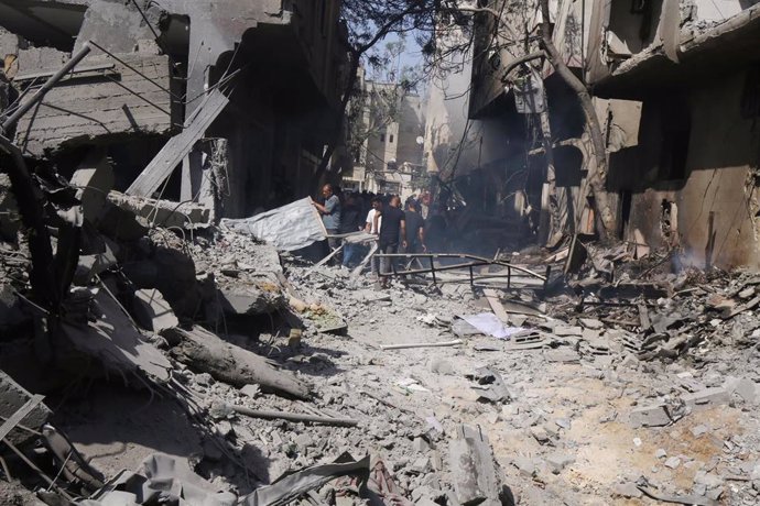 Edificios destruidos tras una operación del Ejército de Israel en el campamento de refugiados de Nuseirat, en la Franja de Gaza, que se saldó con el rescate de cuatro rehenes y denuncias sobre la muerte de 270 palestinos (archivo)