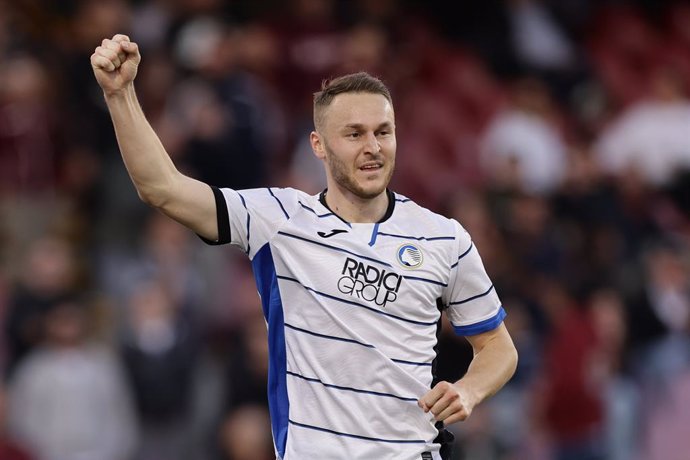 Archivo - 06 May 2024, Italy, Salerno: Atalanta's Teun Koopmeiners celebrates scoring during the Italian Serie A soccer match between Salernitana and Atalanta at the Arechi Stadium. Photo: Alessandro Garofalo/LaPresse via ZUMA Press/dpa