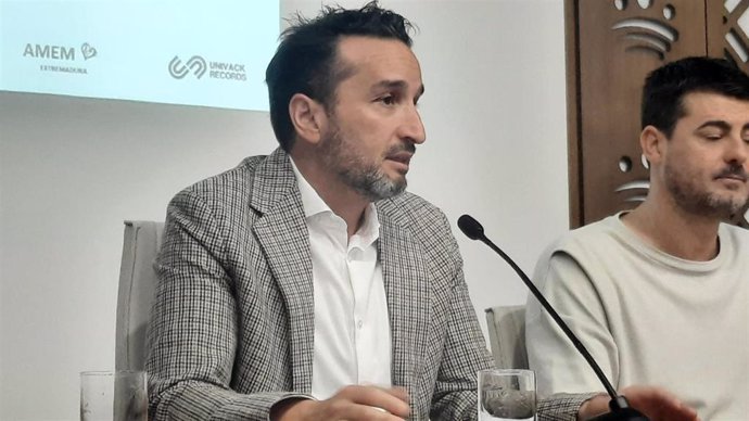 El diputado de Cultura de la Diputación de Badajoz, Ricardo Cabezas