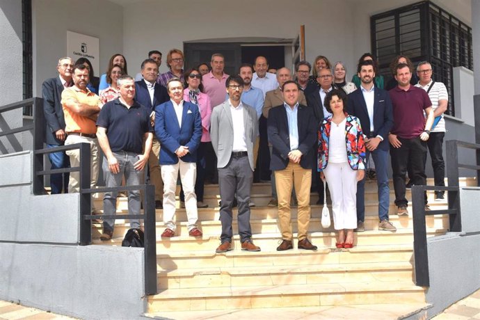 Acto de firma entre la Diputación de Cuenca y los Grupos de Desarrollo Rural de la provincia.