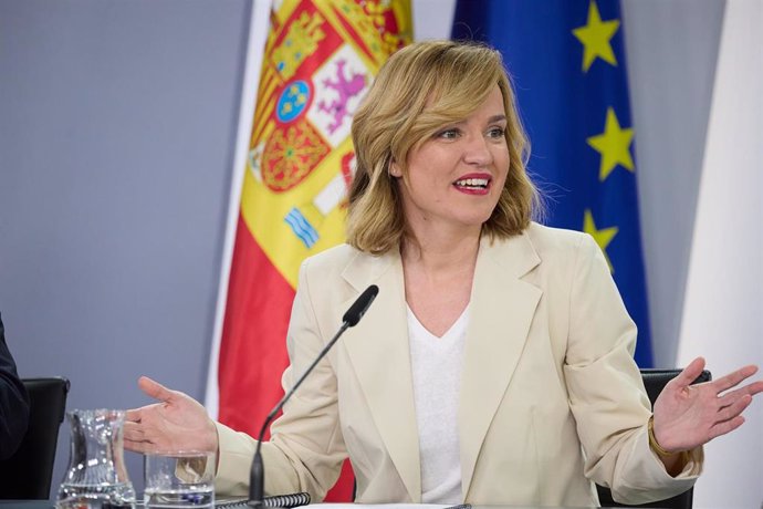 La portavoz del Gobierno y ministra de Educación, Formación Profesional y Deportes, Pilar Alegría, durante la rueda de prensa posterior a la reunión del Consejo de Ministros