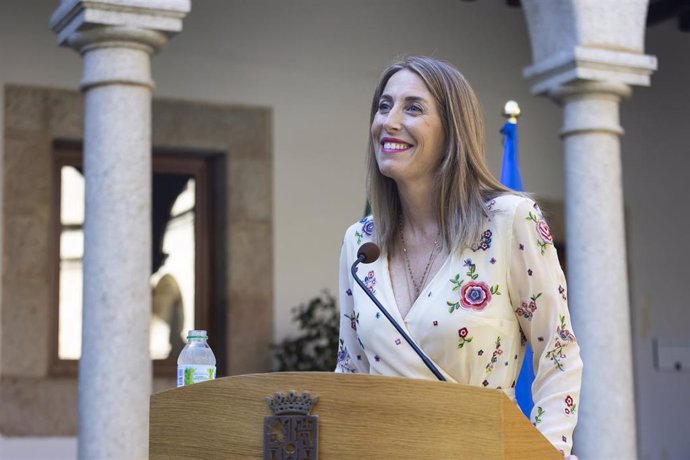 La presidenta de la Junta de Extremadura, María Guardiola