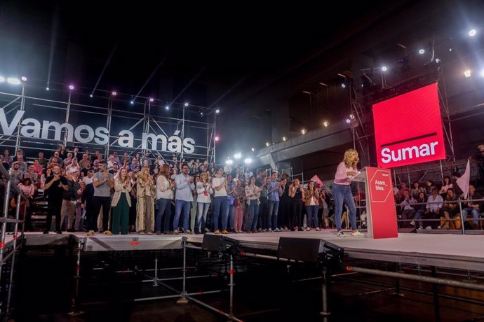 Archivo - La vicepresidenta segunda, ministra de Trabajo y líder de Sumar, Yolanda Díaz, interviene durante el acto de cierre de la Asamblea fundacional de Sumar, en La Nave, a 23 de marzo de 2024, en Villaverde, Madrid (España). (Foto de archivo).