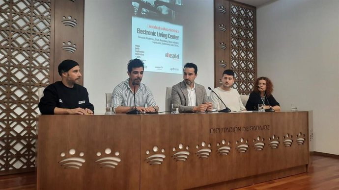 Presentación de las I Jornadas de Cultura Electrónica.