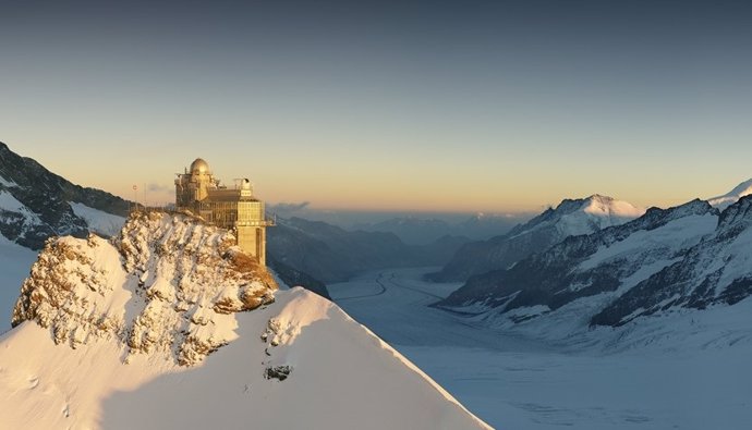 La estación Jungfraujoch del Sistema Integrado de Observación del Carbono (ICOS) en Suiza, a gran altitud, fue una de las estaciones de muestreo utilizadas para tomar mediciones atmosféricas de hidroclorofluorocarbonos.