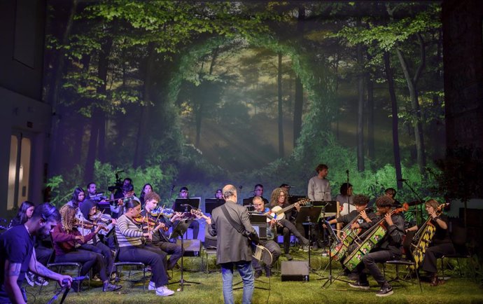 Archivo - La orquesta “La Música del Reciclaje” pone banda sonora al compromiso valenciano con la sostenibilidad