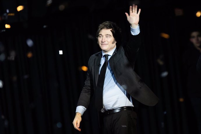 El presidente argentino, Javier Milei, durante la presentación de su libro ‘Capitalismo, socialismo y la trampa neoclásica’, en el Estadio Luna Park, a 22 de mayo de 2024, en Buenos Aires (Argentina). El acto se celebra unos días después de su visita a Es