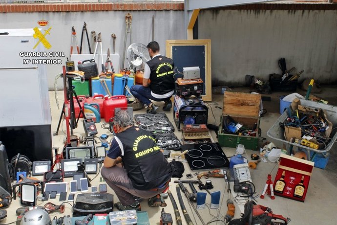Material robado en casas de campo de la comarca de Mérida