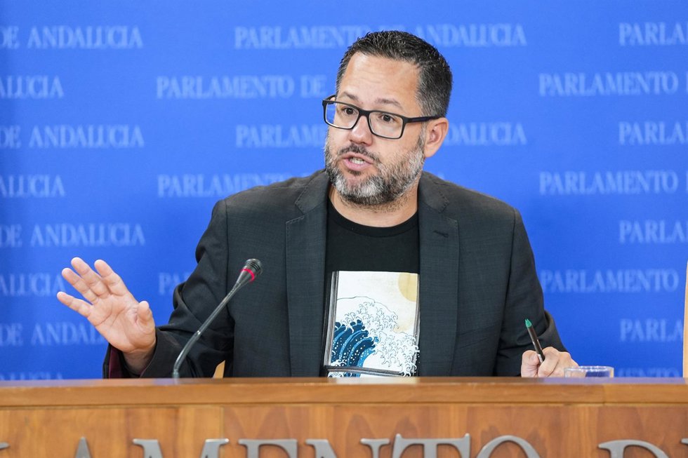 El portavoz de Adelante Andalucía, José Ignacio García, este miércoles en rueda de prensa. 