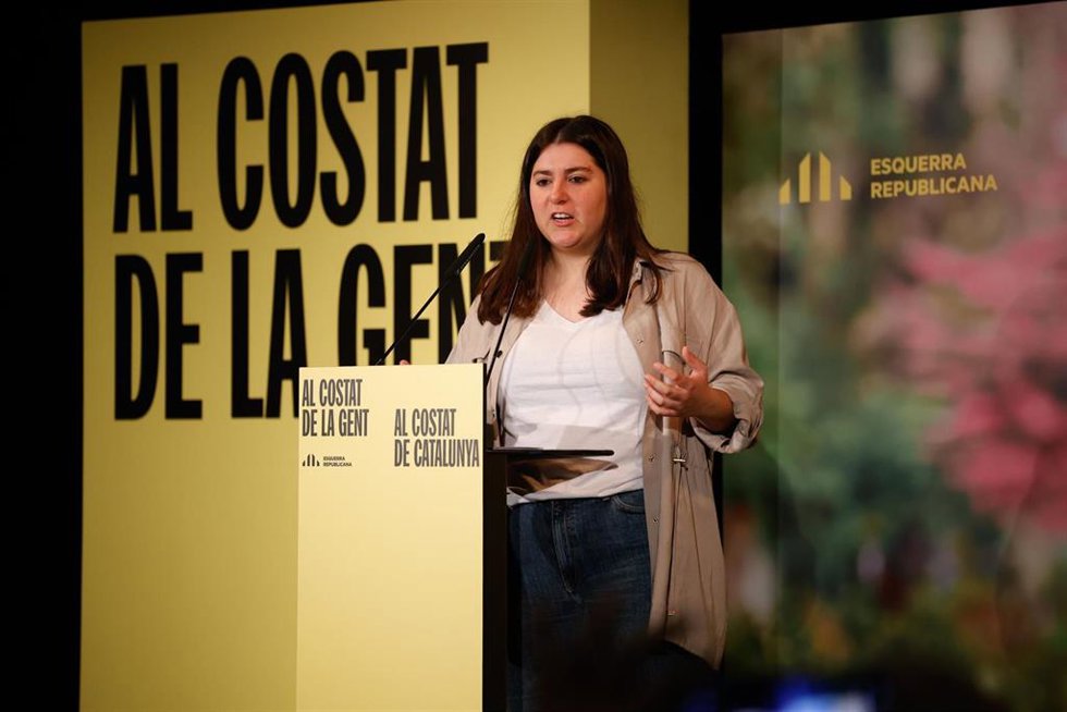 Archivo - La candidata número 10 en las listas de ERC para Barcelona, Mar Besses, interviene durante el mitin de ERC, en el Centre Cultural Bellvitge-Gornal, a 27 de abril de 2024, en L'Hospitalet de Llobregat, Barcelona, Catalunya (España). Este acto s