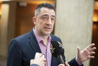 Carpi (PSOE) replica a Bancalero que eliminar la dedicación exclusiva "es una forma de privatizar la sanidad"