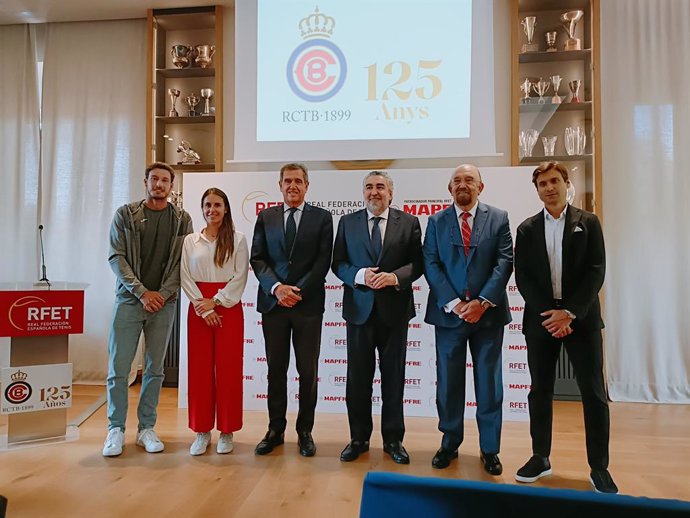 Presentación de las listas de tenistas españoles seleccionados para los Juegos Olímpicos de París 2024, en el RCTB-1899 de Barcelona