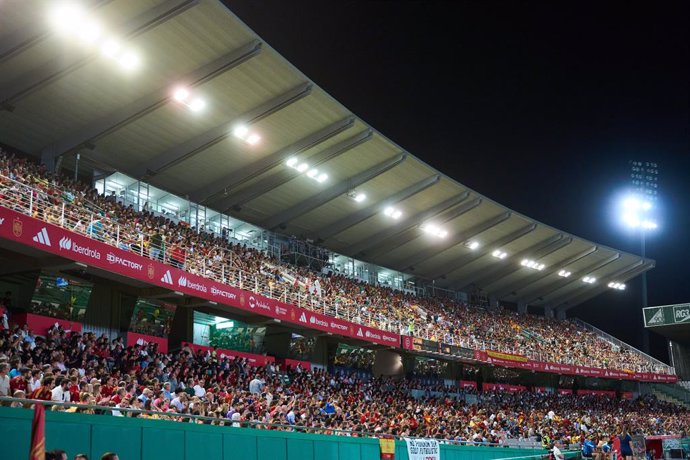 Archivo - General view of the stands during the UEFA Womens Nations League match played between Spain and Switzerland at Arcangel stadium on September 26, 2023, in Cordoba, Spain.