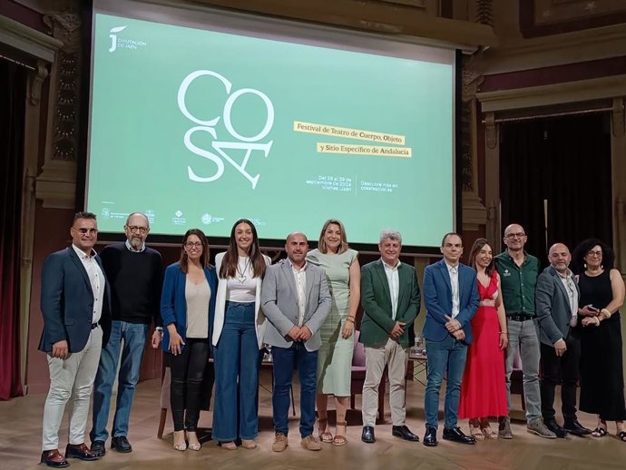 Presentación del I Festival de Teatro de Cuerpo, Objeto y Sitio Específico de Andalucía (COSA).