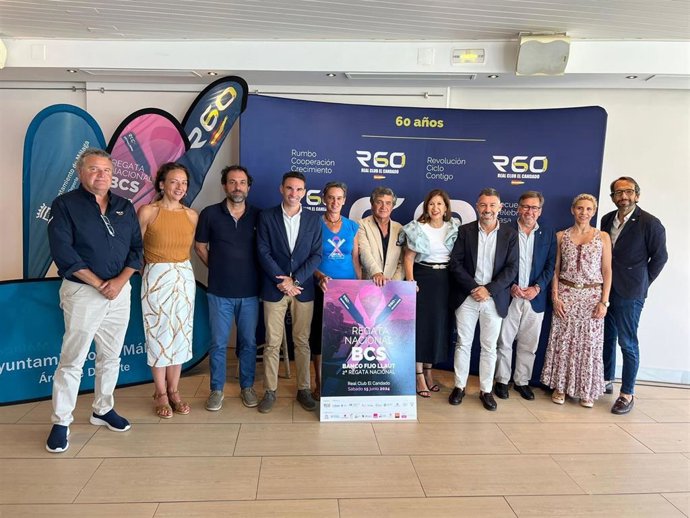 El diputado provincial de Deportes, Juan Rosas, ha participado en la presentación junto a la delegada de Turismo, Cultura y Deportes de la Junta, Gemma del Corral, y al presidente del Real Club El Candado, Manuel Calderón de Bonis, entre otros.