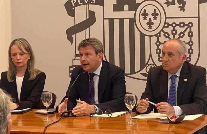 El secretario de Estado de Transportes y Movilidad Sostenible, José Antonio Santano