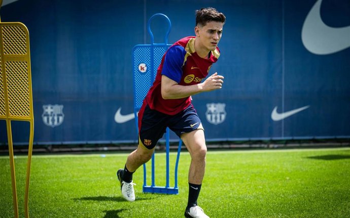 El jugador del FC Barcelona Gavi en plena recuperación de su lesión de rodilla, el 12 de junio de 2024