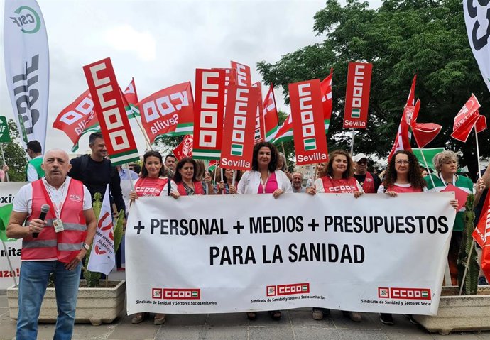 Protesta sindical ante el hospital de Valme
