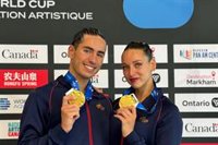 Emma García y Dennis González, campeones del dúo mixto libre en el Europeo de natación artística