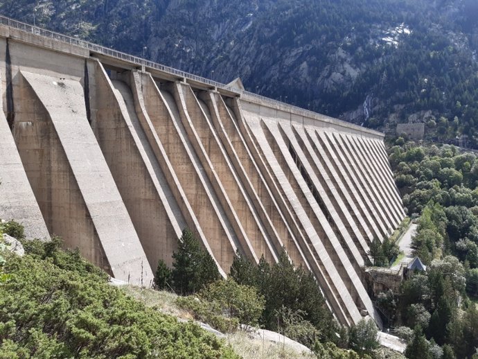 Presa de Cavallers, en el Parque Nacional d'Aigüestortes i Estany de Sant Maurici