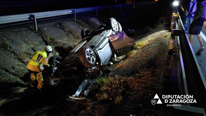 Estado del vehículo tras el siniestro vial en El Frasno.
