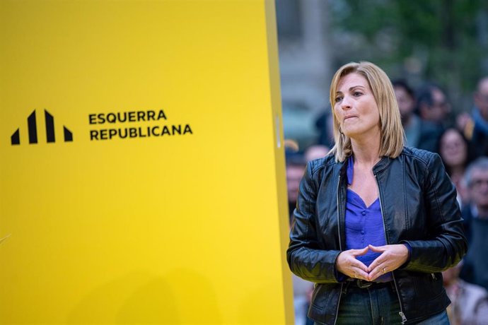 Archivo - La candidata de ERC por Tarragona, Raquel Sans, durante el acto de ERC de inicio de campaña, en Jardinets de Salvador Espriu, a 25 de abril de 2024, en Barcelona, Catalunya (España)