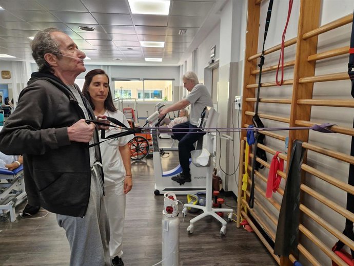 Paciente en el Programa de Rehabilitación Respiratoria para pacientes con EPOC del Hospital Costa del Sol