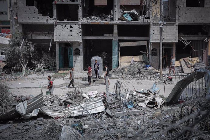 Edificios destruidos tras una operación del Ejército de Israel en el campamento de refugiados de Nuseirat, en la Franja de Gaza, que se saldó con el rescate de cuatro rehenes y denuncias sobre la muerte de 270 palestinos (archivo) 