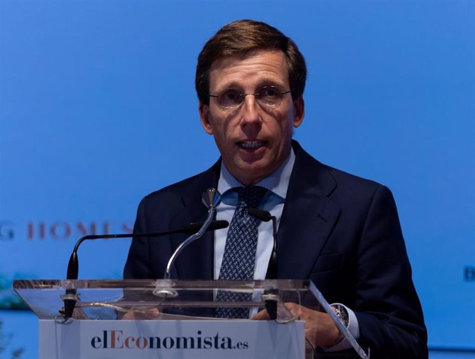 El alcalde de Madrid, José Luis Martínez-Almeida, interviene durante la IV Gran Jornada Inmobiliaria, en el hotel Rosewood Villa Magna