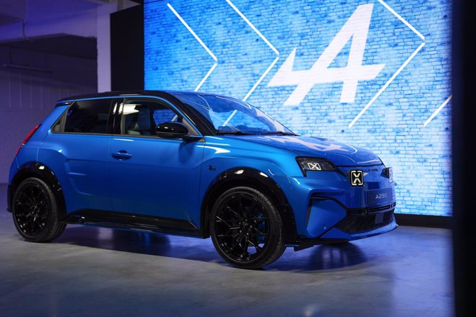 Alpine presenta su primer deportivo urbano 100% eléctrico, el A290 con 380 km de autonomía.