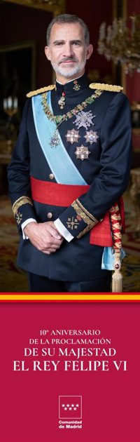 Sedes oficiales de la Comunidad engalanadas y carteles en el transporte público para conmemorar la proclamación del Rey