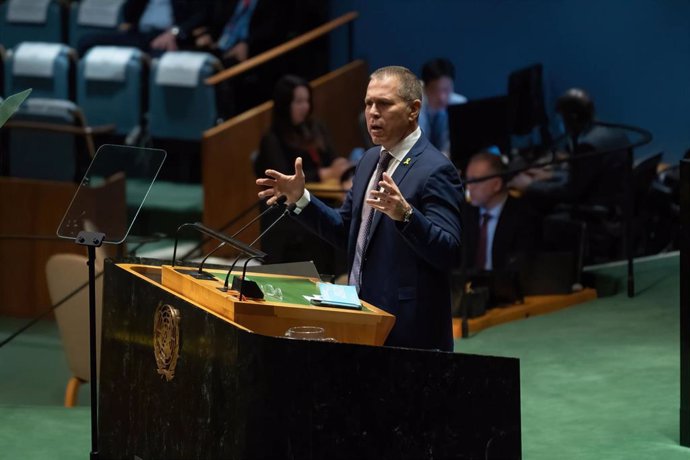 Archivo - El representante permanente de Israel ante Naciones Unidas, Gilad Erdan, ante la Asamblea General de la ONU (archivo)