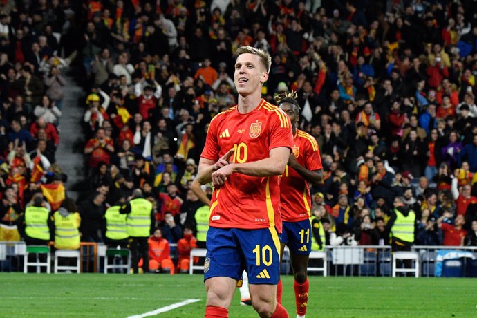 Archivo - Dani Olmo of Spain celebrates a goal during the international friendly football match played between Spain and Brazil at Santiago Bernabeu stadium on March 26, 2024, in Madrid, Spain.