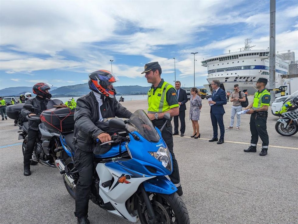 Campaña informativa a motoristas británicos de las normas de circulación españolas