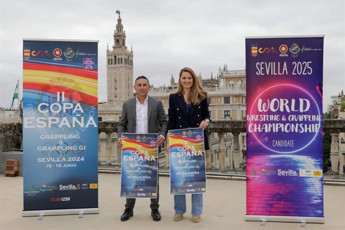 Minerva Salas asiste al acto de presentación de la Copa de España de 'Lucha Grappling', con más de 700 participantes en el pabellón San Pablo.