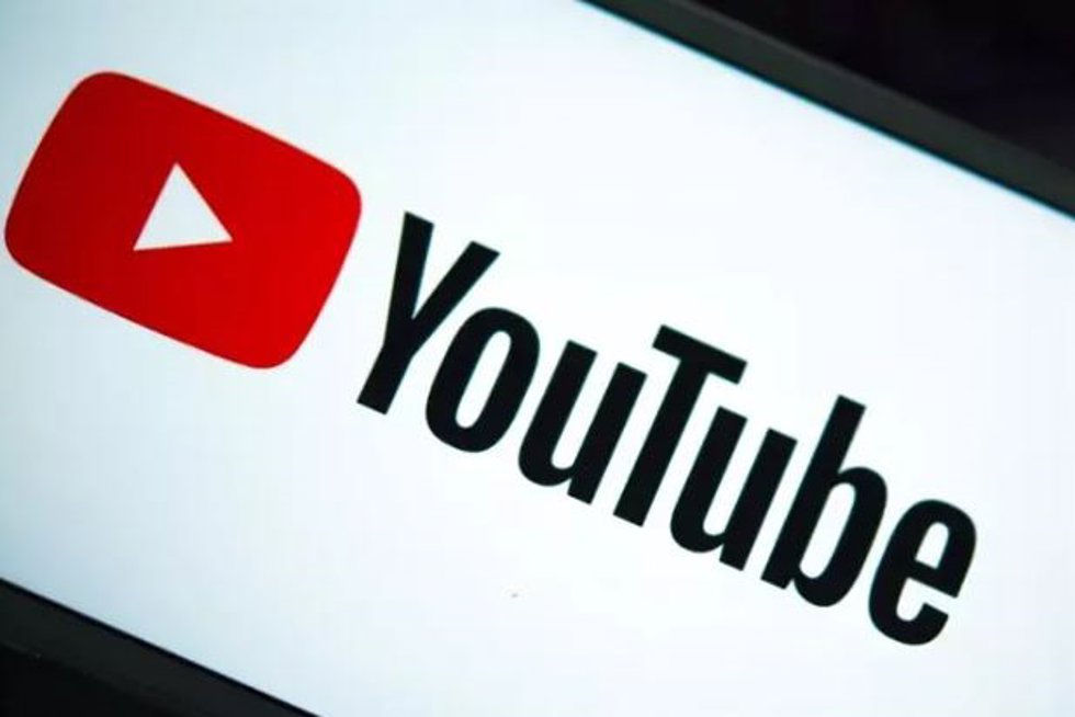 Archivo - FILED - 26 June 2018, Saxony, Dresden: The logo of the Internet video platform YouTube.